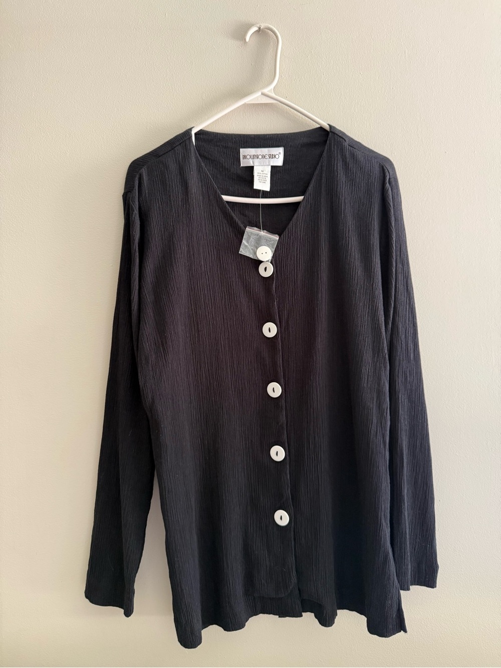 NWT Vintage 90s Brownstone Studio Women’s Black Crinkle Cotton Button Blouse Med